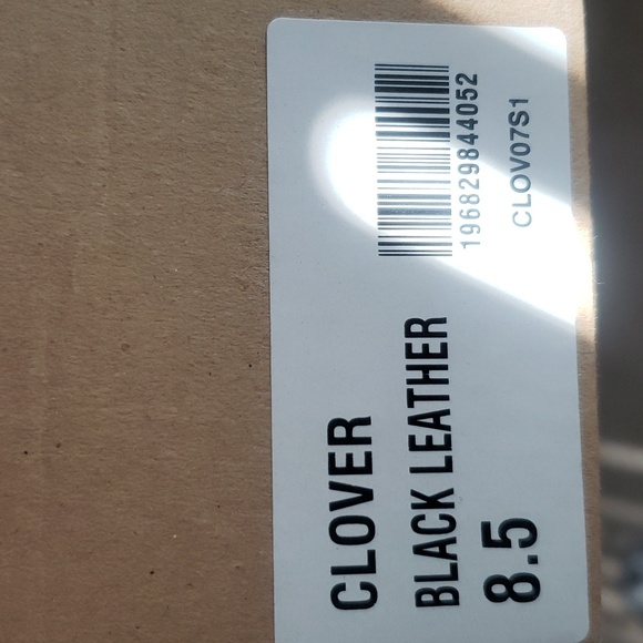 STEVE MADDEN " CLOVER" SHOES - Picture 6 of 6